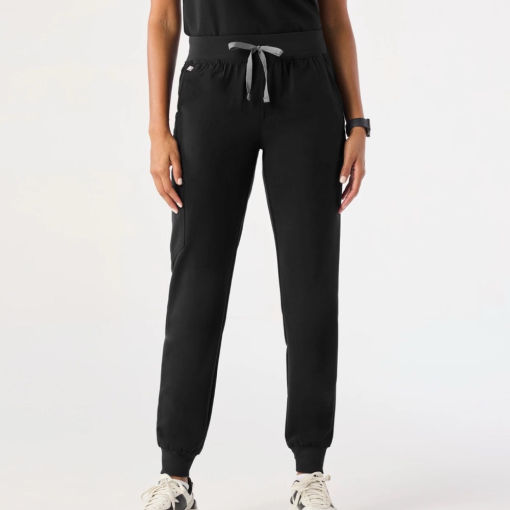 FIGS Black Zamora Jogger Scrub Pants